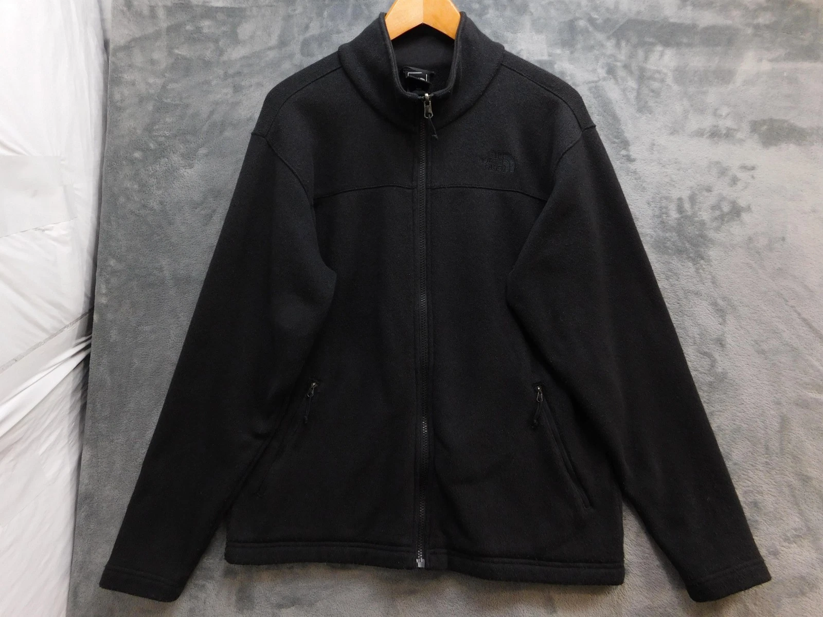 The North Face Jacket Mens Medium Black Fleece Full Zip Outdoor Hiking A14G