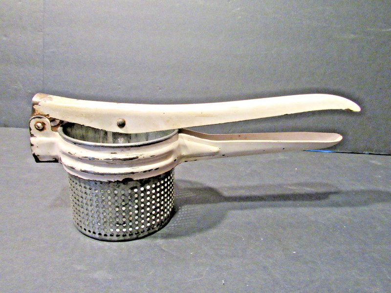 Vintage Kitchen Tool White And Stainless Steel Metal Potato Ricer Masher Chippy