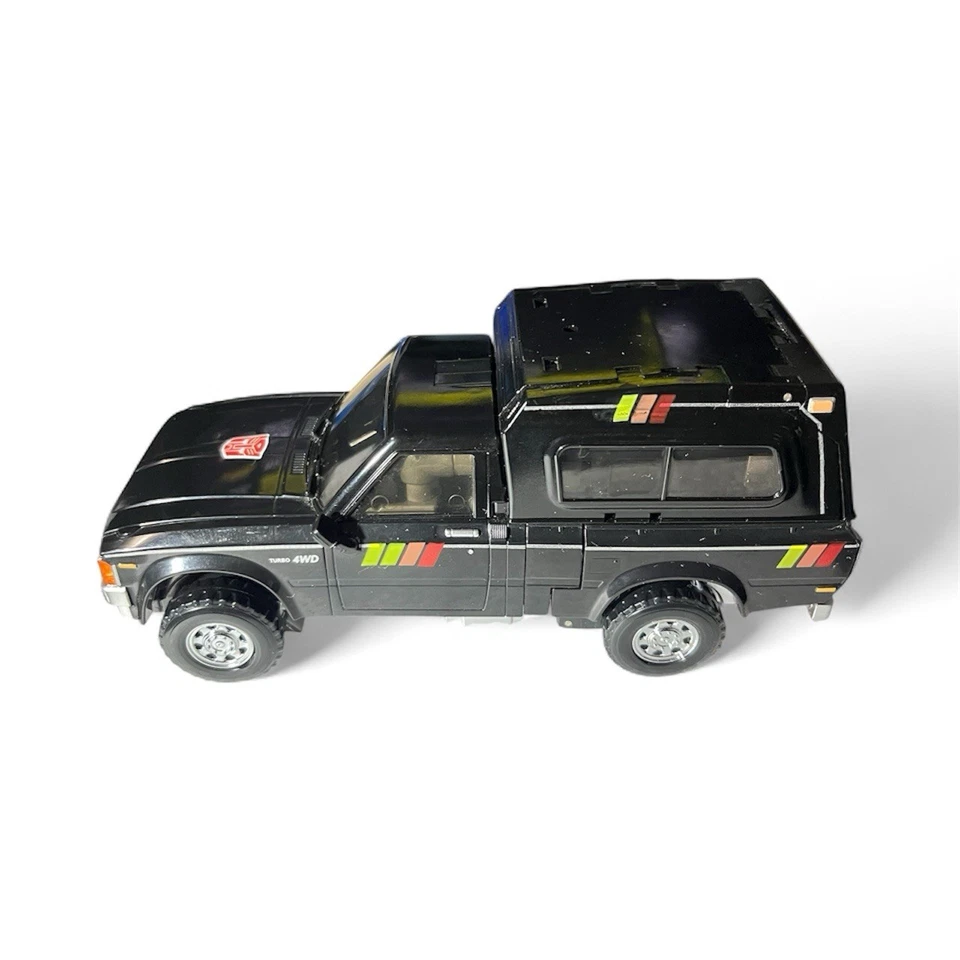 X-Transbots MX-8T Aegis Trailbreaker G1 MX-VIII Defensive Strategist￼ - Image 4 of 4