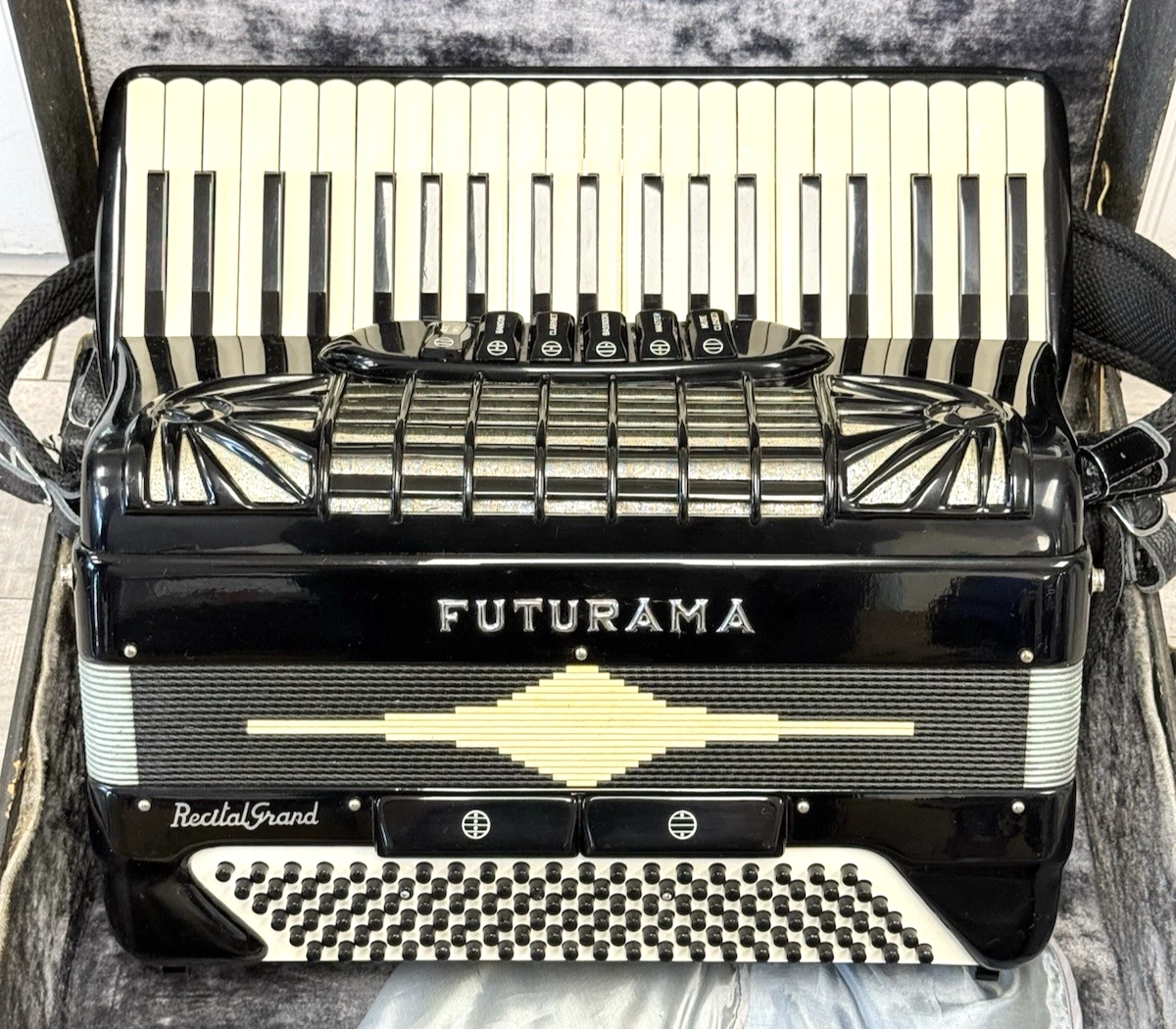 Piano Accordion Accordions 41 Treble Keys for sale | eBay