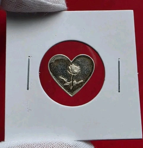 Heart w Rose - 1 Gram .999 Fine Pure Silver Bullion Mini Bar Ingot Coin Round