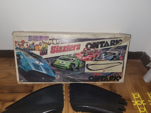 Pista Sizzlers Ontario Hot Wheels Hot Wheels Fat Track Race Set + Ferrari 512S - Foto 2 di 13