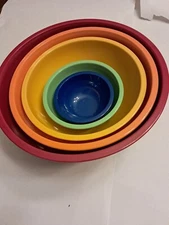 Set of 5 Heavy Plastic Bowls/no lids/Not for microwave,oven or freezer