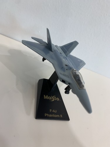 Maisto YF-22 Lightning II Military ED Raptor 01 Diecast Metal Jet Plane - Picture 8 of 8