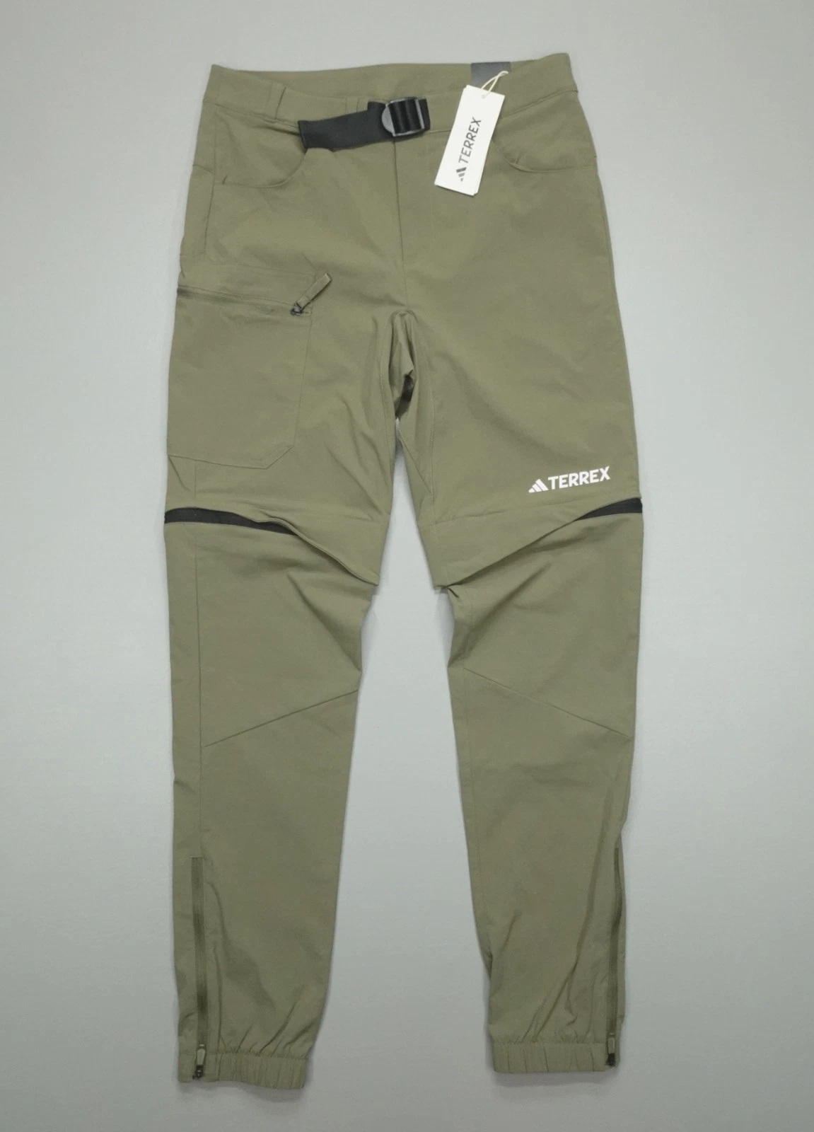 adidas Terrex Utiltas Zip-Off Hiking Pants Men's Size XS/S Olive Strata IQ3505
Opens in a new window