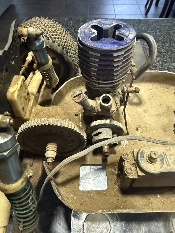 Raro proyecto de chasis Traxxas Nitro Hawk .15 de colección!! Foto 3 de 4