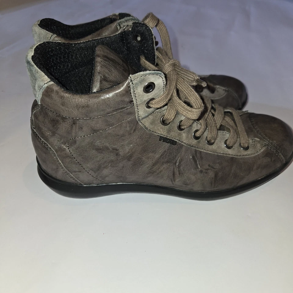 Botas italianas con cordones de cuero Frau para mujer talla 5 1/2 Foto 2 de 4