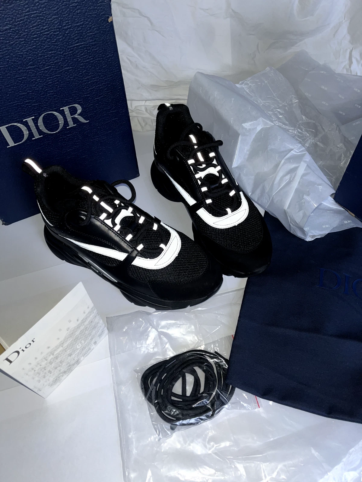 Taille 9,5   Dior B22 noir réfléchissant