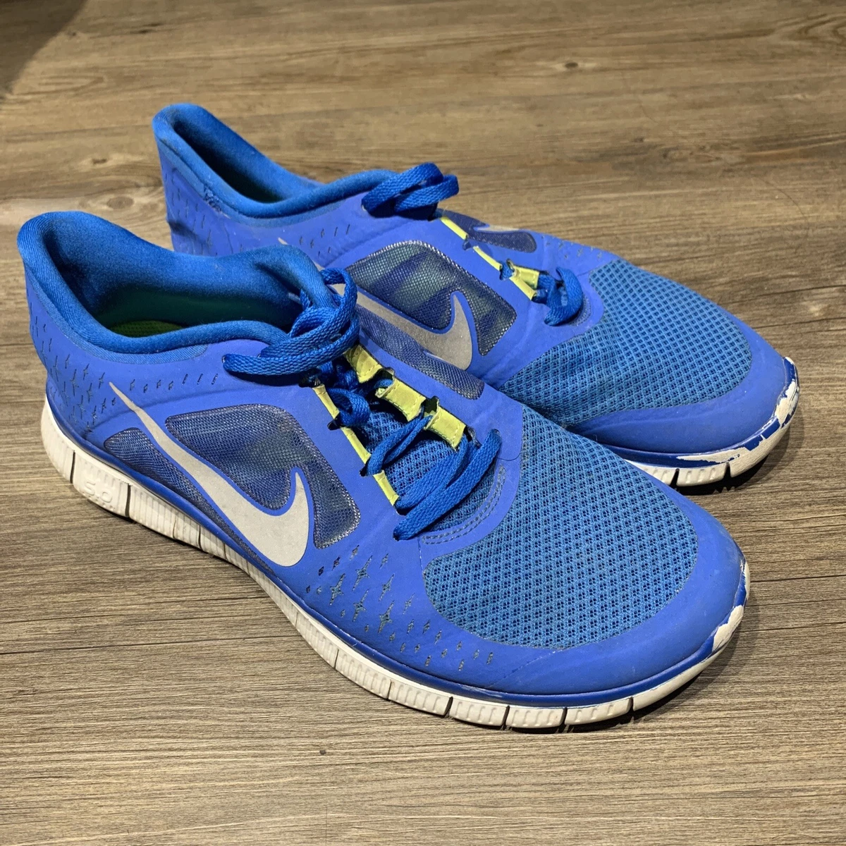 Nike free og hotsell breeze blue running shoes