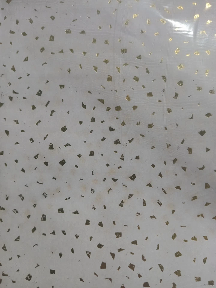 400 SHEETS 20" X 30" TISSUE  PAPER WHITE W/ GOLD  METALLIC SPECKLES ULINE NEW - Image 4 of 4