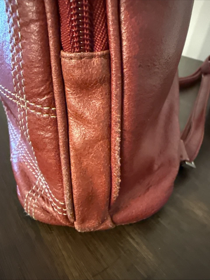 Mochila Cartera de Estudio Pelle de Cuero Wilson’s De Colección Roja con Costuras Crema Foto 4 de 4