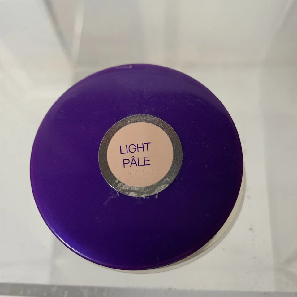 Cover Girl + Olay Facelift Effect Firming Makeup - Light Pale - 30 ml - New - Image 3 of 4