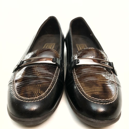 Munro 6.5N Brown Leather Loafers - Picture 5 of 10