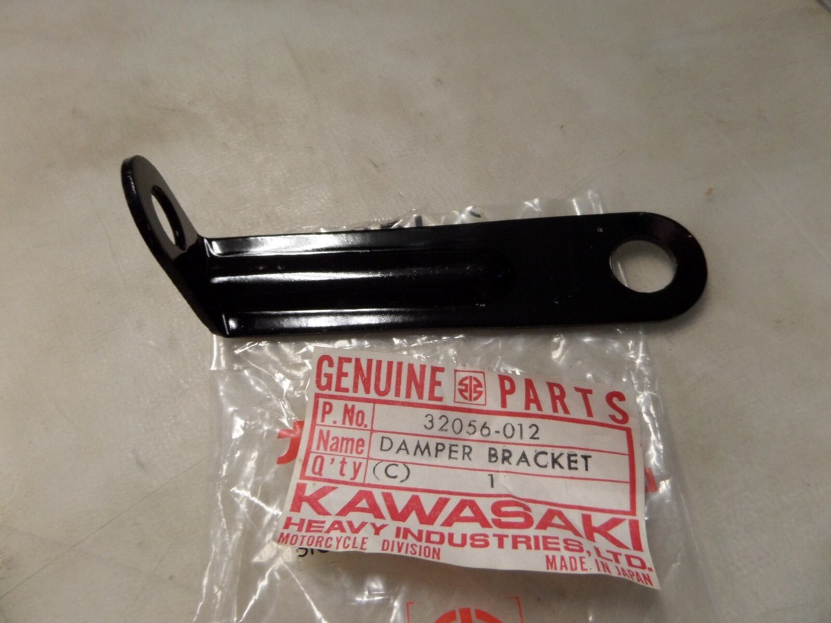 達摩56 NOS Kawasaki OEM Steering Damper Bracket 1972 H1 Mach III