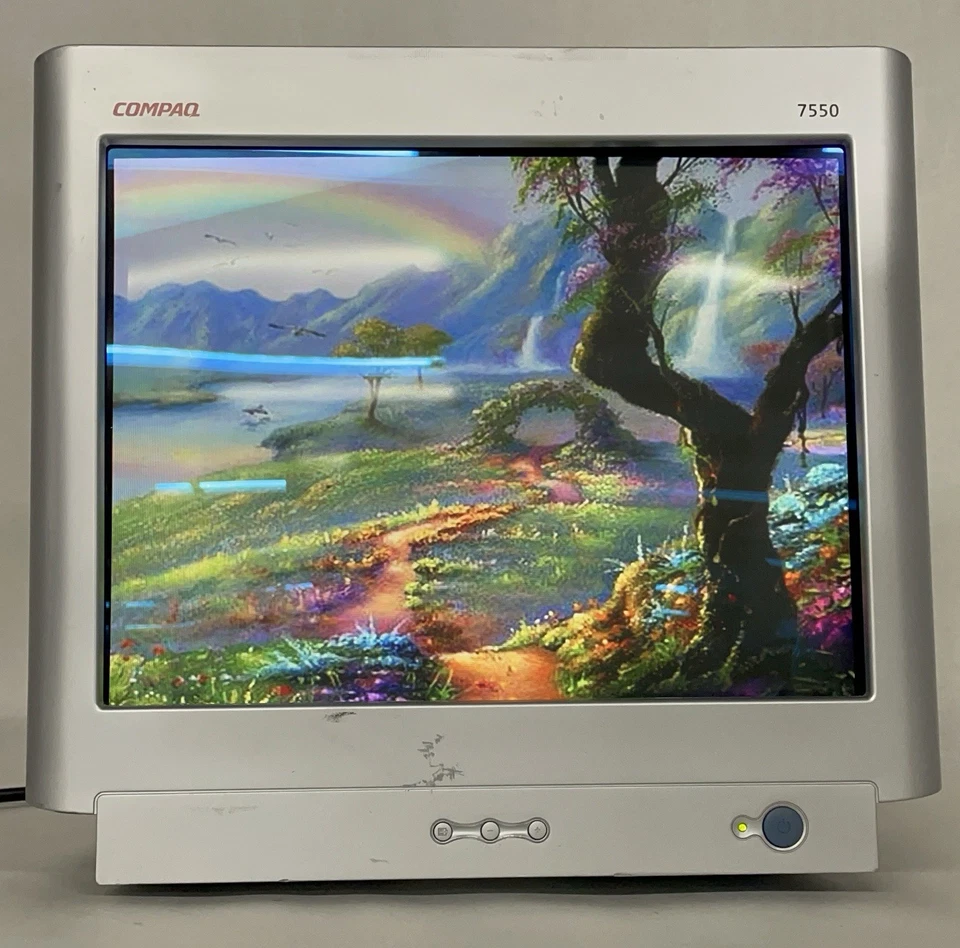 Compaq FS7550 17" CRT Computer Monitor Tested - Image 2 of 4