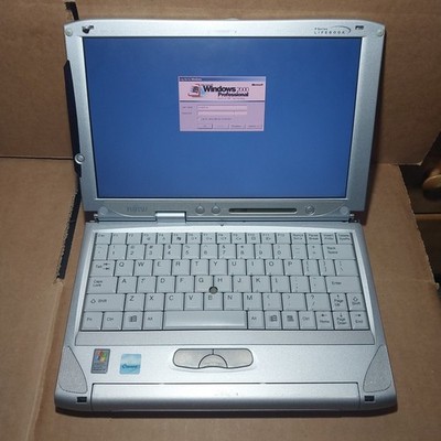 Vintage Fujitsu Lifebook P Series P2110 Windows 2000 Professional