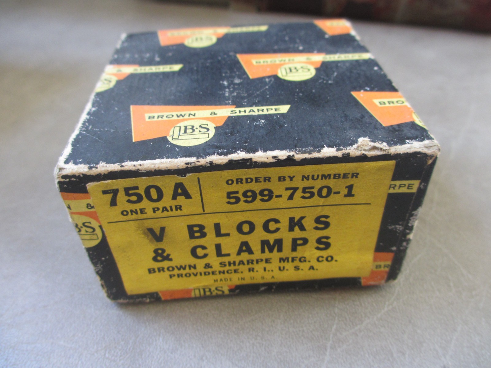 Vintage Brown & Sharpe Toolmakers V Blocks & Clamps Set Matched # 750 A in Box