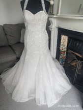 Benjamin Roberts white lace Fitted wedding dress. Mermaid /Fishtail  Cost £1000 
