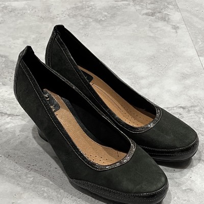 Clarks Artisan Active Air High Heel Shoes Olive Green Suede Size