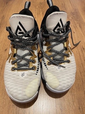 Nike Giannis Immortality  Basketballschuhe  Gr.45 US 11  weiß-gold-schwarz