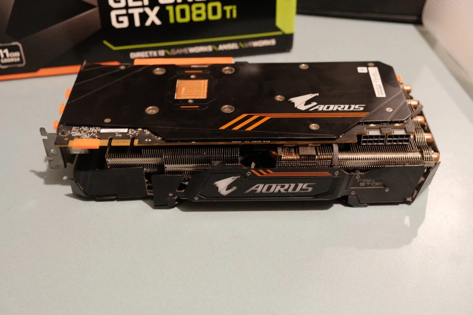 Gigabyte AORUS GeForce Nvidia GTX 1080 TI 11G Graphics Card - Image 2 of 4