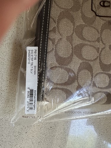 NWT COACH Signature Stripe Tablet Ipad Sleeve Case Cover Khaki Canvas F61716 $88 - Picture 6 of 6