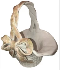 Studio Nova Ceramic Pottery Easter Basket White Peach Ribbon 10.5" H Portugal