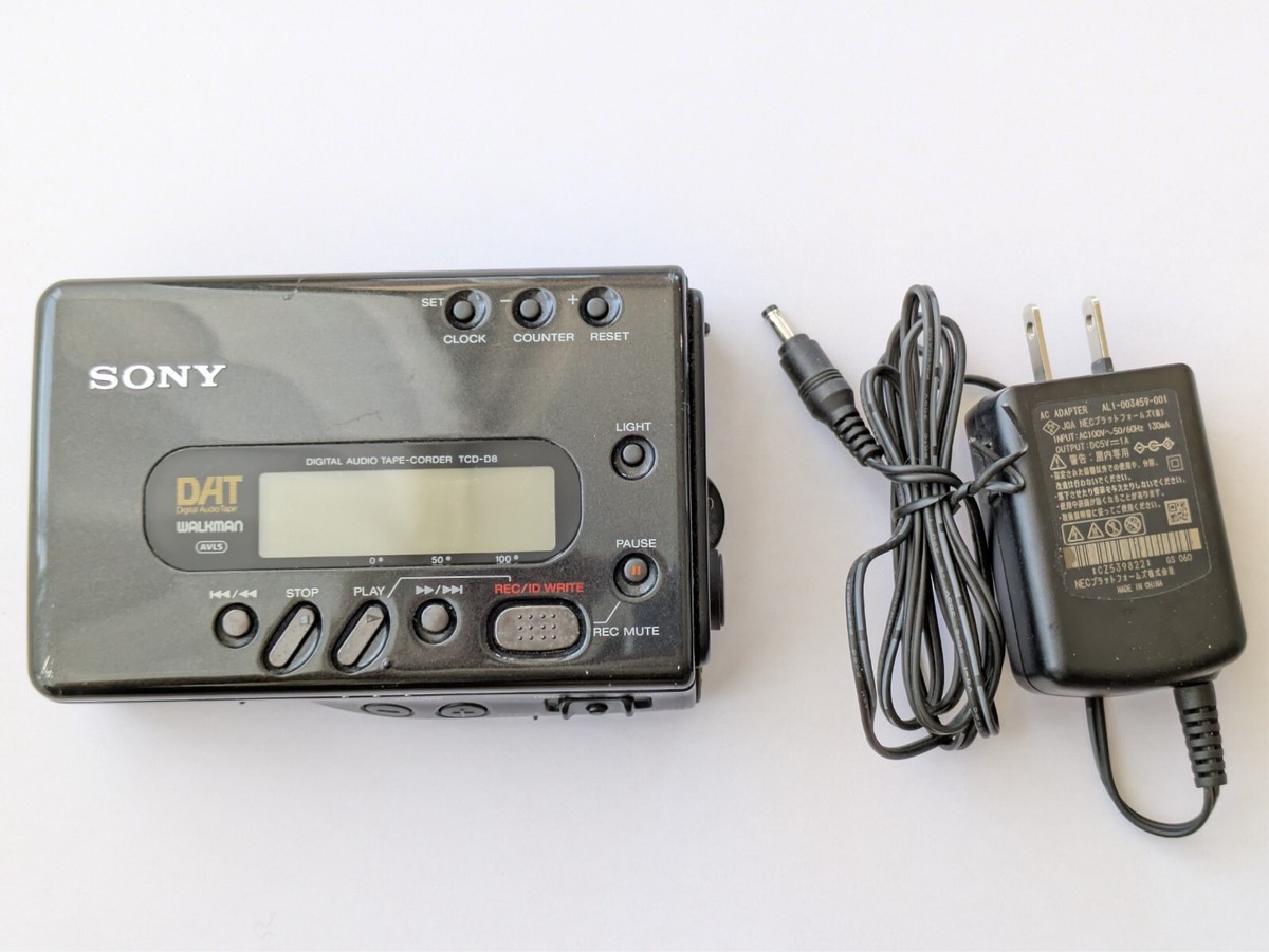 SONY デジタルオーディオテープレコーダー TCD-D8 Fair】Sony TCD-D8 DAT Walkman Portable Tape Recorder Digital