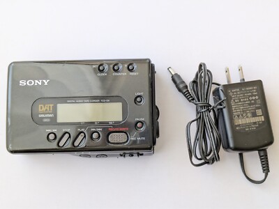 Fair】Sony TCD-D8 DAT Walkman Portable Tape Recorder Digital