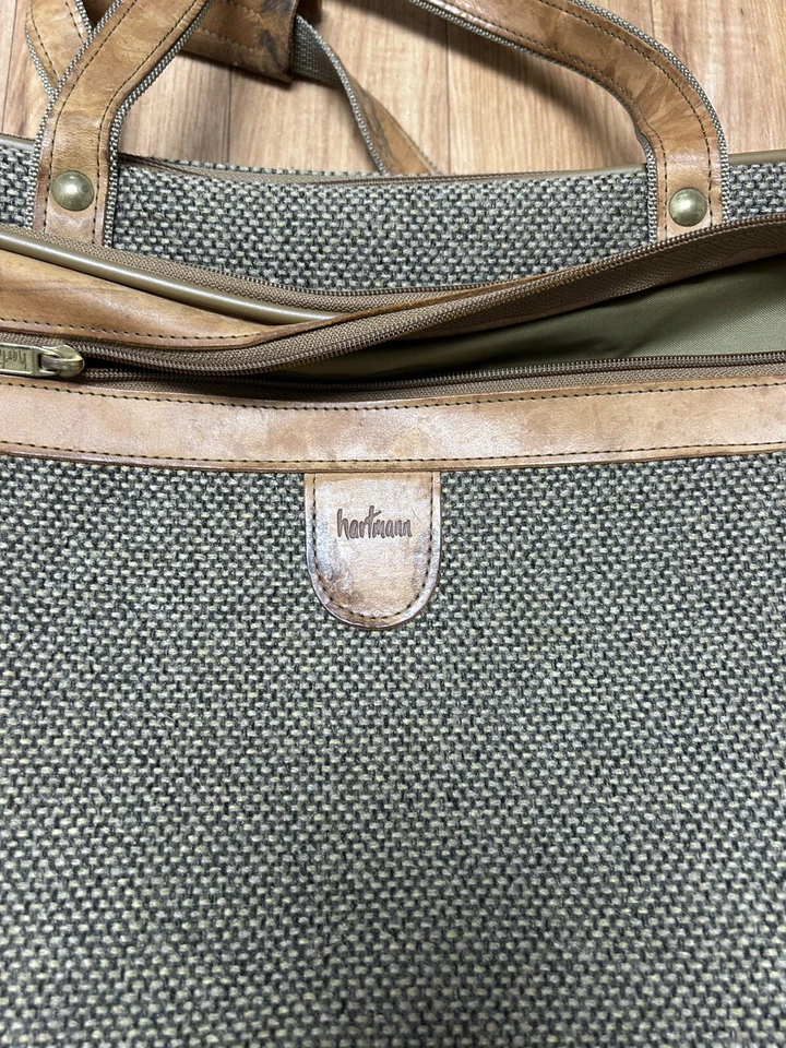 Vintage Hartmann Tweed Clothing carry on - Image 2 of 4