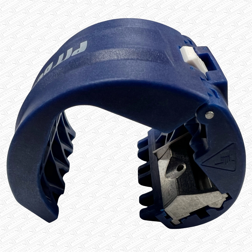 PIT BULL PlazzyCut Plastic Waste Pipe Cutter Sizes 1550mm & 2 x Spare