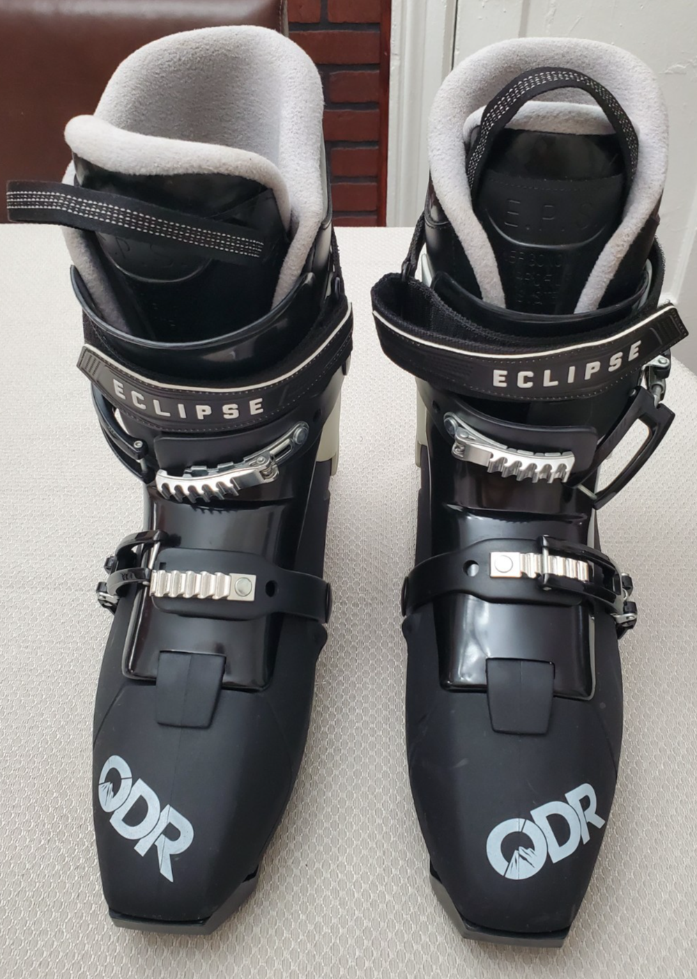 SALOMON Eclipse ODR Snow Eagle Scarponi da Sci Pattini Nero con Doppia Fibbia Sport Invernali L