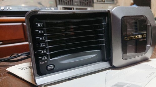 Pioneer MD-P100 6-Disc MiniDisc Player - 第 1/6 張圖片