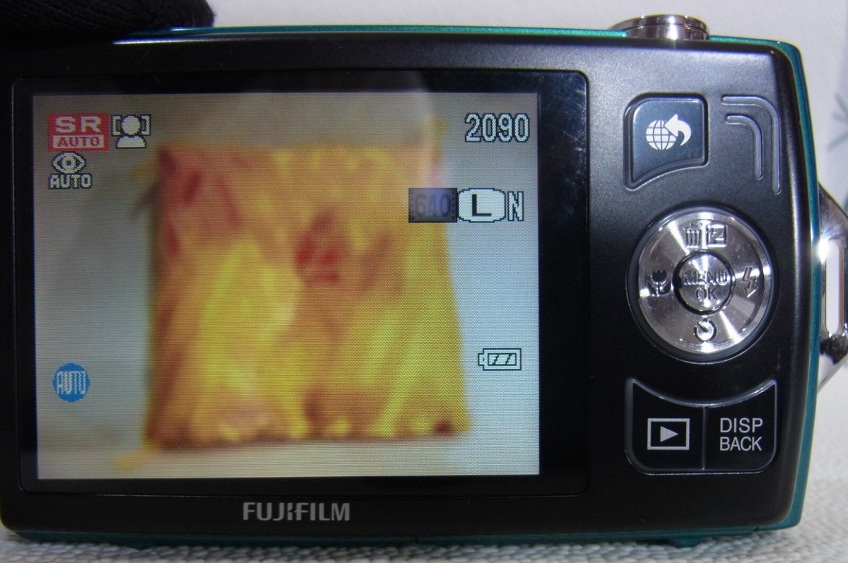 Fujifilm FINEPIX Z110,Exc,Green,14MP,5x,2.7in,f/3.9,from Fujifilm FINEPIX Z110,Exc,Green,14MP,5x,2.7in,f/3.9,from