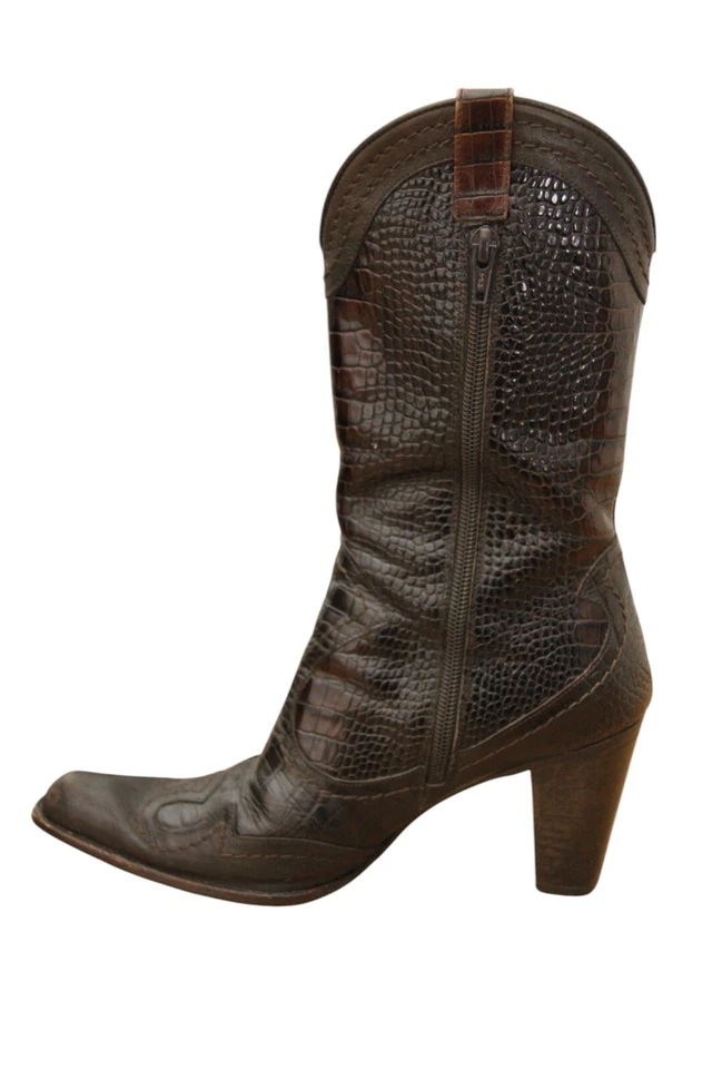 Botas Stuart Weitzman Talla 7 Marrón Oscuro Cuero Cocodrilo Repujado Western 3" Tacón Foto 4 de 4