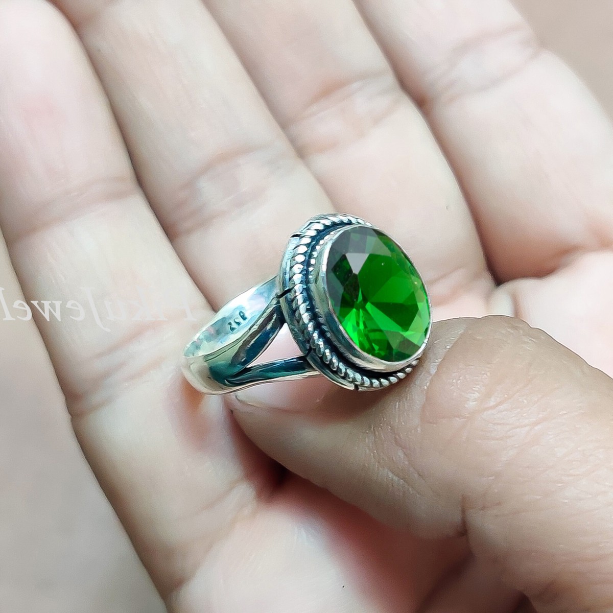 Chrome Diopside Oval Gemstone Ring 925 Sterling Silver New Art
