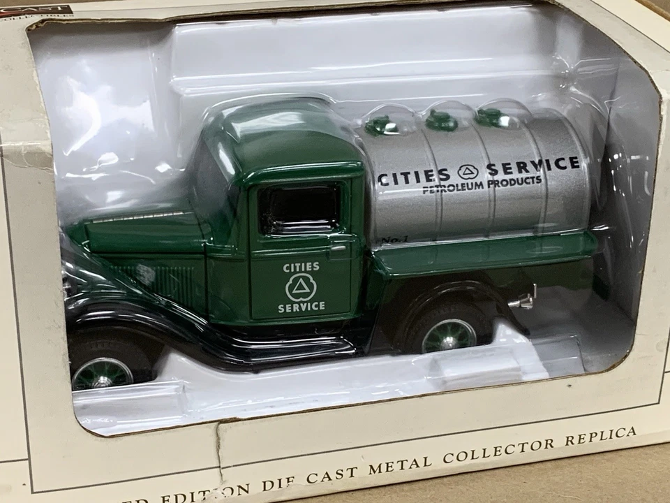 Camión cisterna Ford Cities Service 1932 Citgo Petroleum SpecCast diecast nuevo en caja Foto 2 de 4