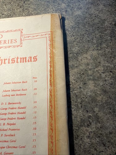 The Wood Collection of Christmas Carols Songbook SATB Wood Octavo Series No. 400 - Picture 6 of 17