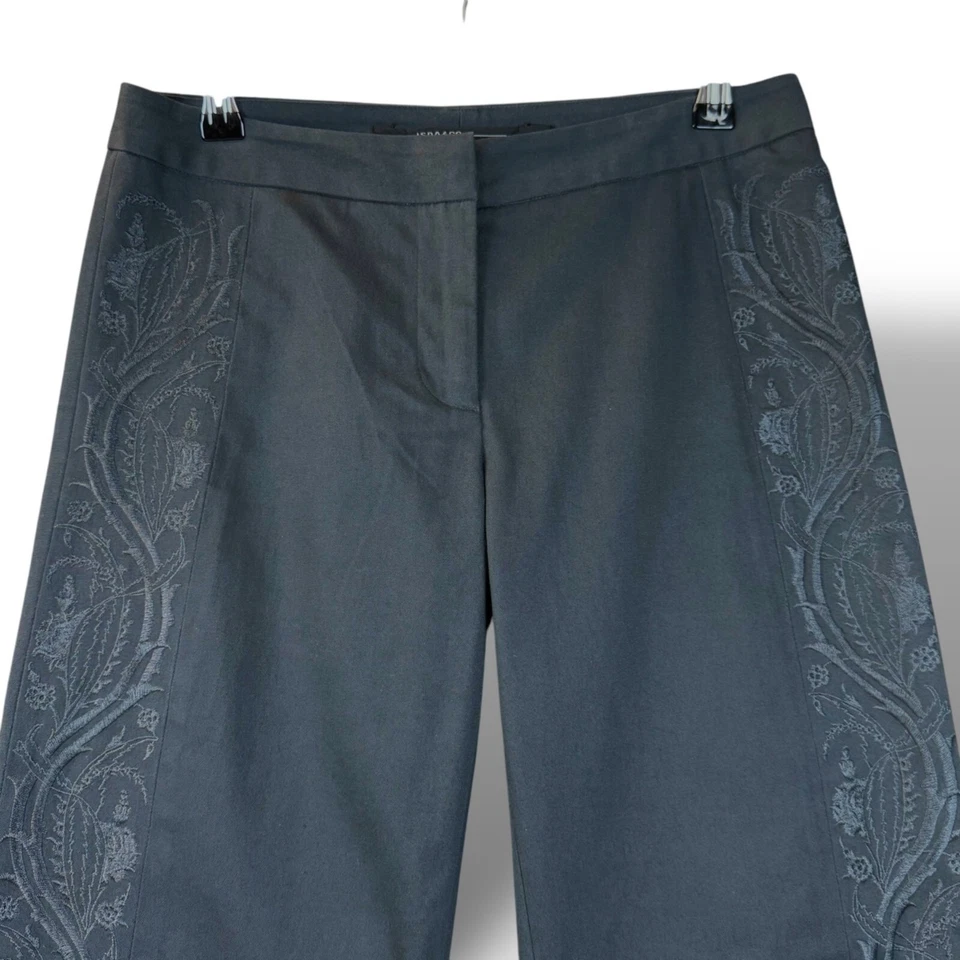 ISDA & Co. Pantalones de vestir para mujer talla 2 bordados carbón pierna ancha pantalones cortos Foto 4 de 4
