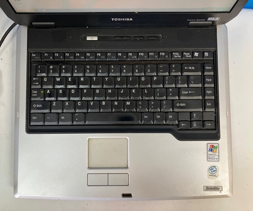 Toshiba Satellite A40 14" Laptop Intel Celeron CPU / 1GB RAM / 60GB HDD / XP ~ - Picture 10 of 17