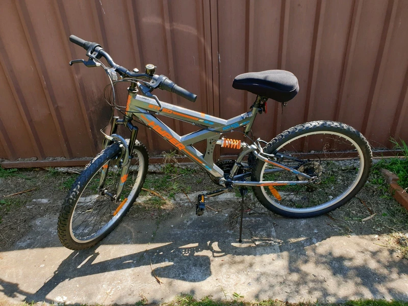 hyper 18 speed mountain bike