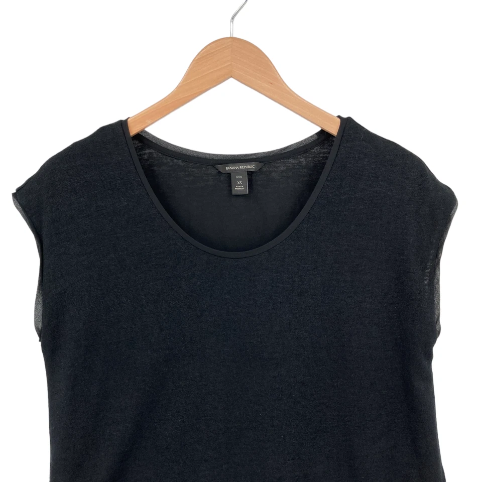 Blusa Top Banana Republic Mujer Petite PXS Negra Modal Sin Mangas Cuello Redondo Foto 3 de 4