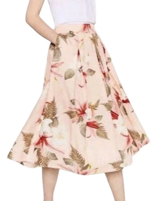 Falda Anthropologie PHILOSOPHY NUEVA CON ETIQUETAS Estampado Floral Ajuste/Acampanada Talla M Foto 2 de 4