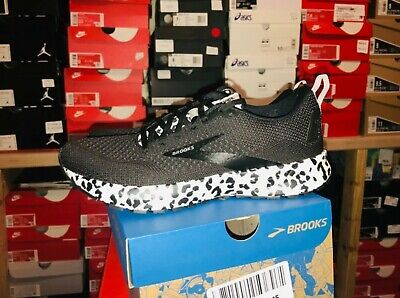 brooks running shoes leopard