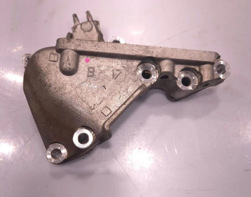 SOPORTE DE MONTAJE MOTOR DELANTERO IZQUIERDO TOYOTA SIENNA 2006-2010 P/N 12315-31091 Foto 2 de 4