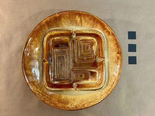 Vintage MCM Haeger 2150 USA Ashtray, Brown, Round (10.5")