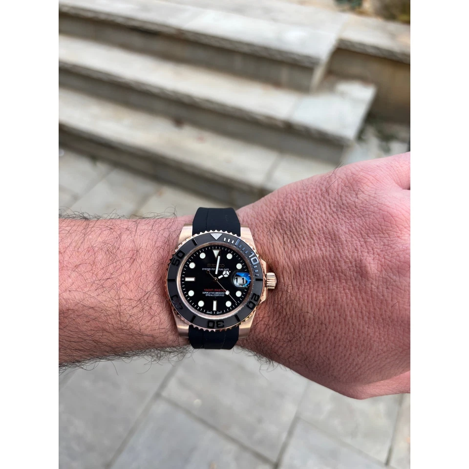 Seiko NH35 Diver Mod 40mm Black Dial Rose-Tone Case Ceramic Bezel Rubber  UNWORN - Image 2 of 4