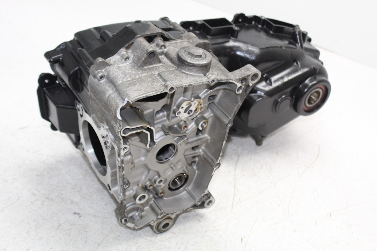 2007 YAMAHA MAJESTY 400 YP400 ENGINE MOTOR CRANKCASE CRANK