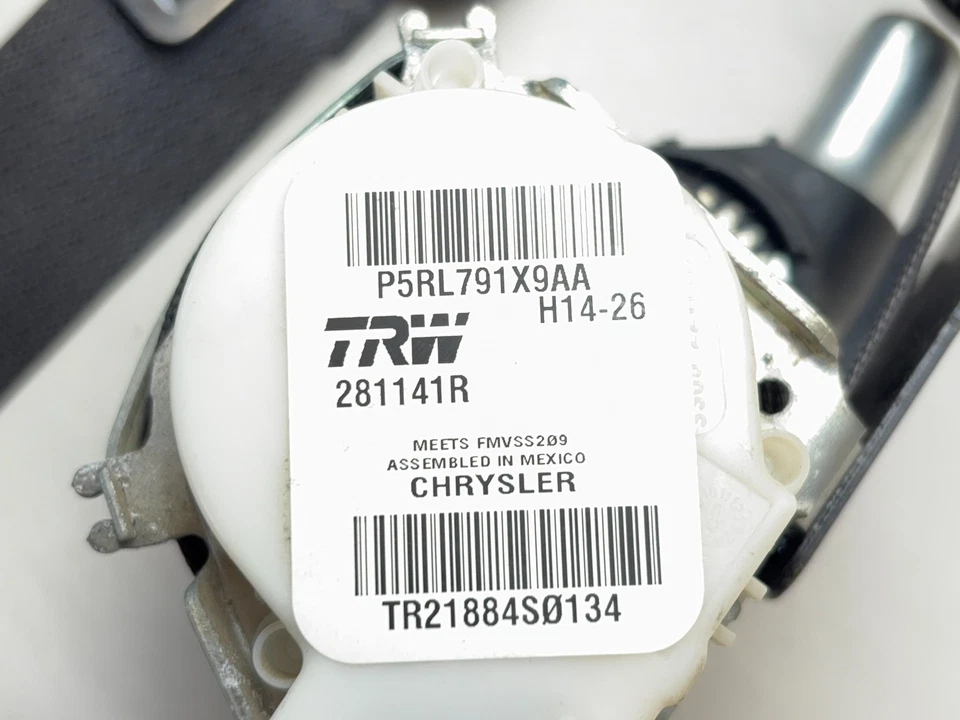 Dodge Ram 3500 2014-2018 retractor de cinturón de seguridad lado del pasajero derecho 4 puertas 5RL791X9AA Foto 4 de 4