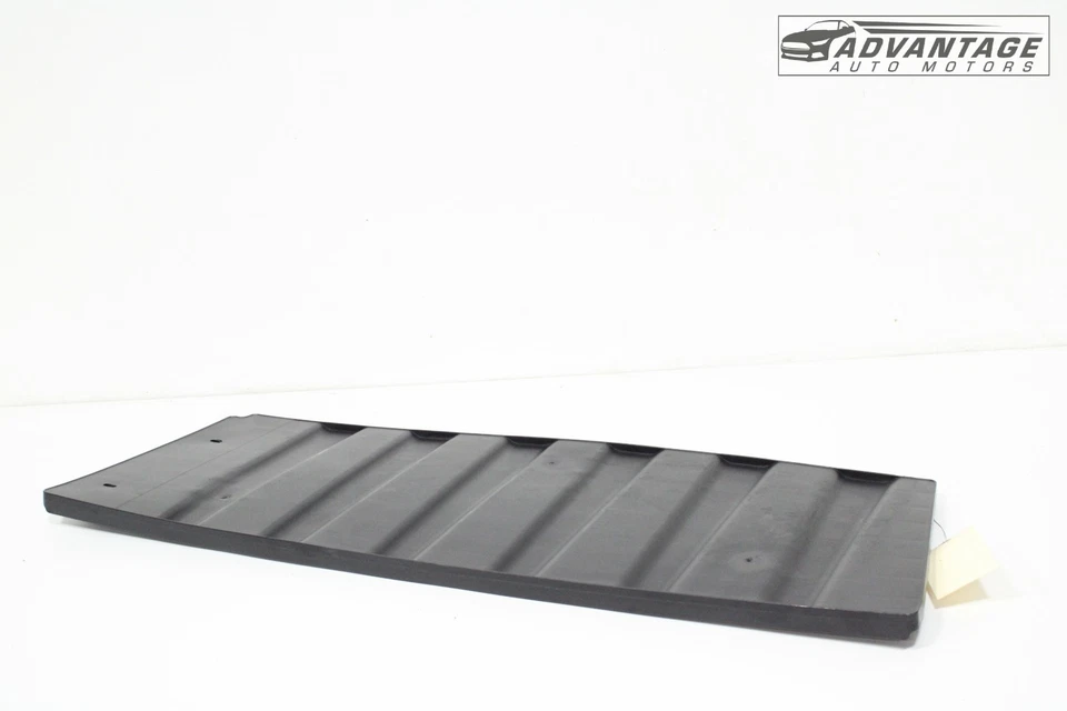 Freightliner Cascadia 2018-24 trasero derecho dormitorio litera almacenamiento 18-61484-001 OEM Foto 2 de 4